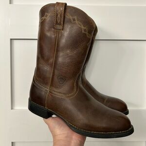 Ariat Women’s Heritage Roper Western Boots Size 8